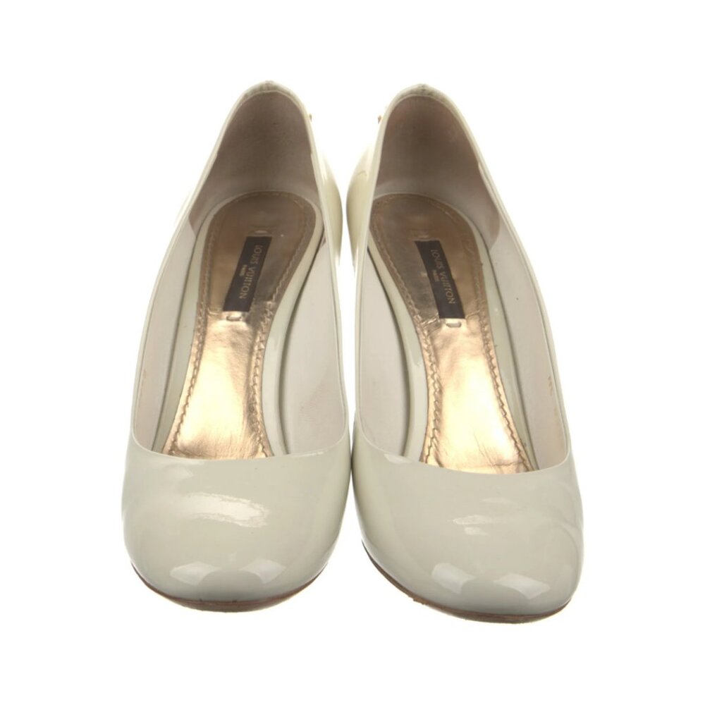 LOUIS VUITTON Patent Leather Pumps